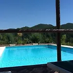 בית כפרי La Cittadella Dei Monti Sibillini מונטמונקו