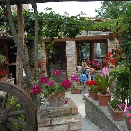 La Cittadella Dei Monti Sibillini Landhaus *